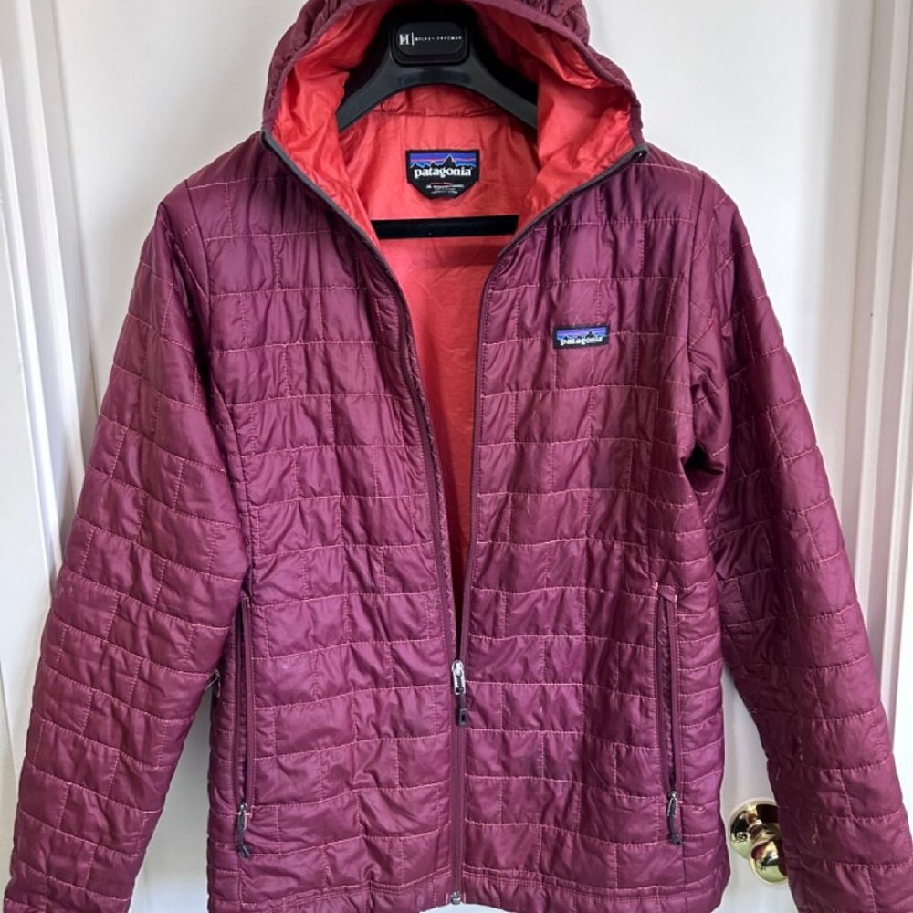 Patagonia Women's NanoPuff Hoody Jacket Burgundy XL